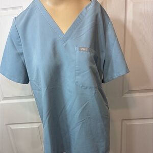 Figs size large dusty blueCatarina one pocket scrub top.